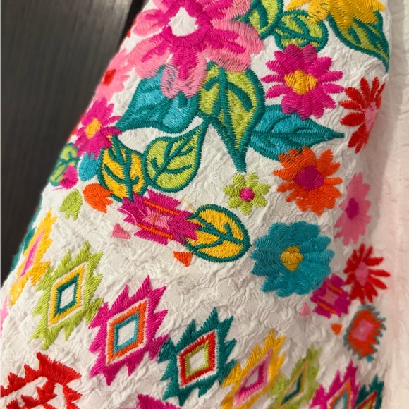 Embroidered White Top with Colorful Embroidered Sleeves THML Medium - Picture 2 of 9